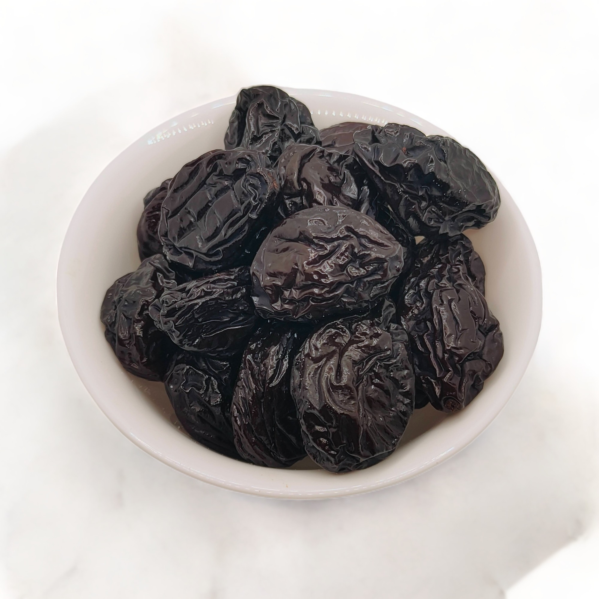 Ciruelas secas con hueso